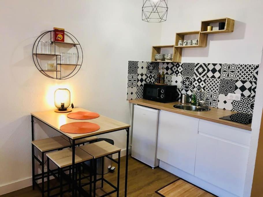 "Axel 8" Studio Proche Gare Avec Balcon Apartamento Sète Exterior foto